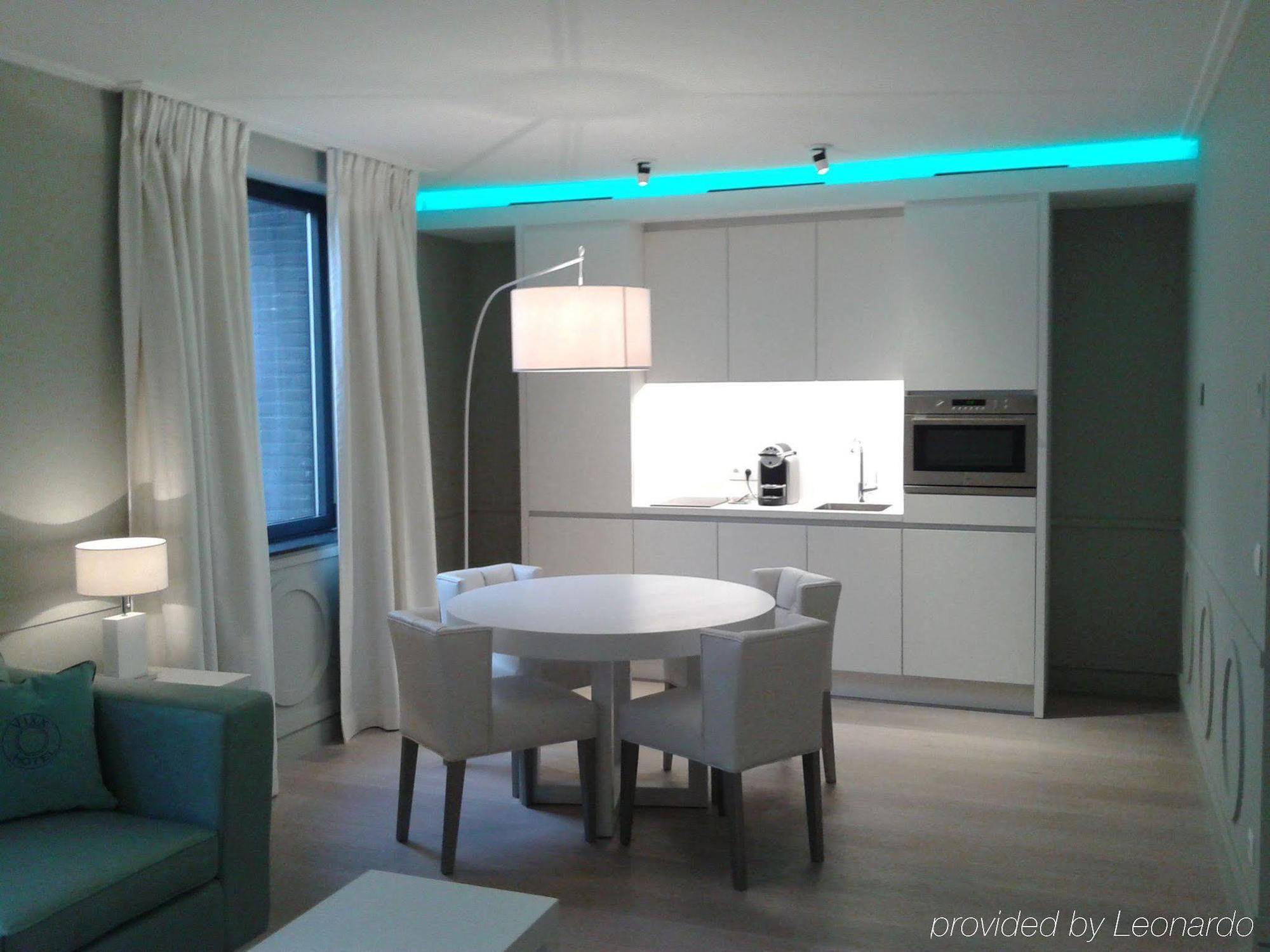 Vixx Suites Mechelen Rum bild
